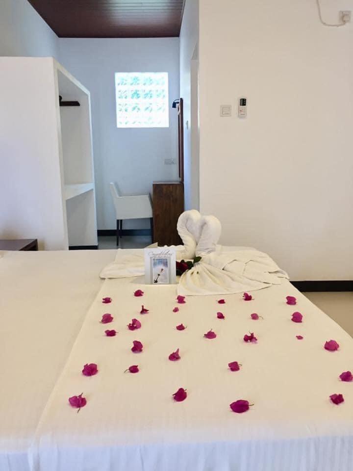 Grand Orchid Residence Kandy Bagian luar foto