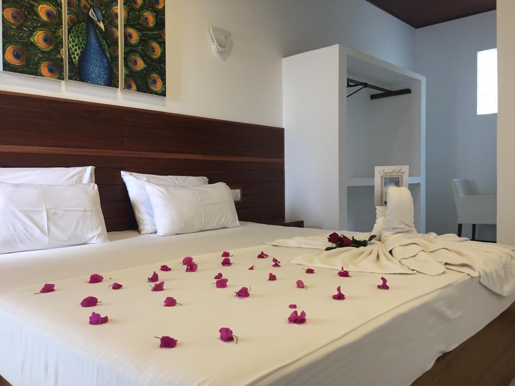 Grand Orchid Residence Kandy Bagian luar foto