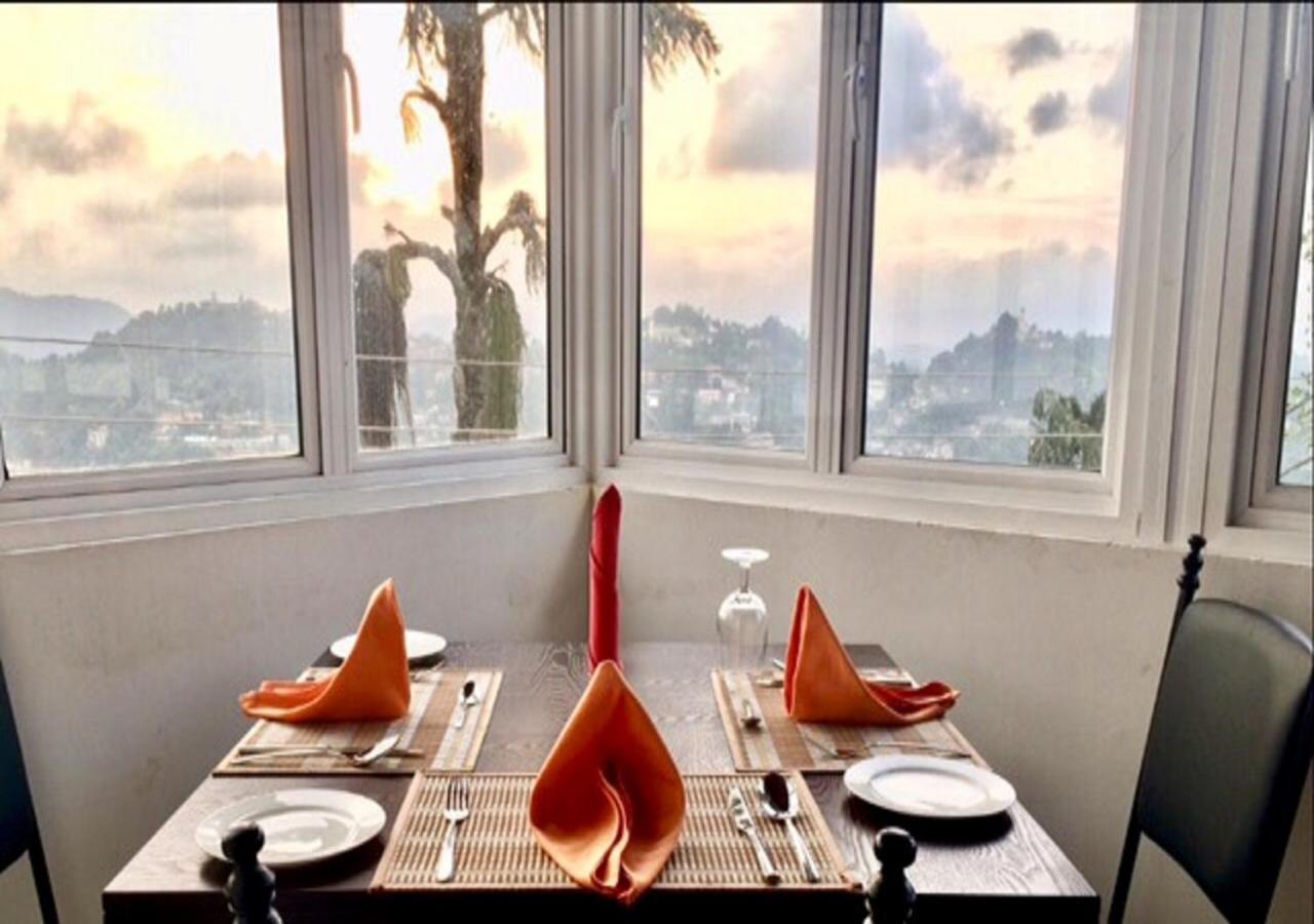 Grand Orchid Residence Kandy Bagian luar foto